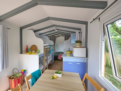 HÉBERGEMENT INSOLITE 4 personnes - Roulotte 4 personnes
