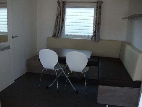 Mobilhome 4 personnes - Cottage Loisirs 24m² - 2 chambres (sans télévision)