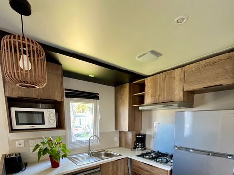 Mobilhome 6 personnes - Cottage Prestige GRAND CONFORT 40m² - 3 chambres + télévision + Terrasse