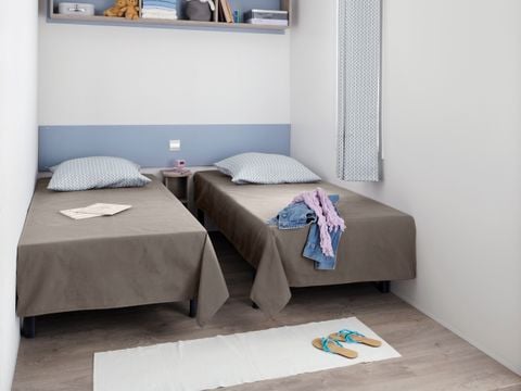 MOBILHOME 6 personnes - PLUS 3 chambres