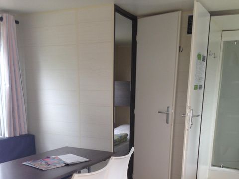 MOBILHOME 5 personnes - O'Phéa 23m² terrasse intégrée - 2 chambres