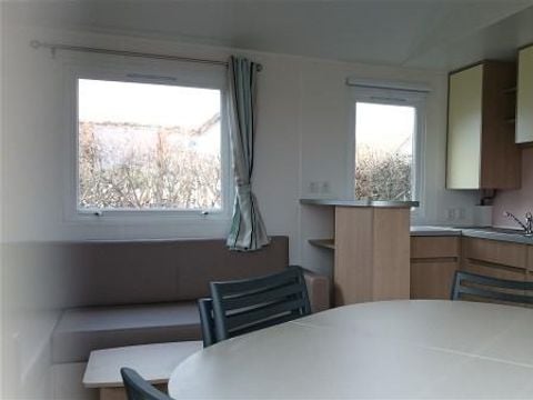MOBILHOME 6 personnes - SAULDRE 33m² - 3 chambres / Climatisé avec terrasse FACE au plan d'eau