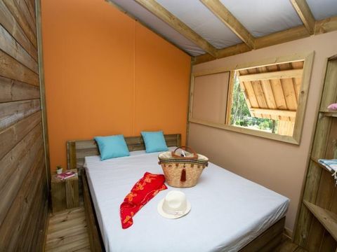 TENTE TOILE ET BOIS 4 personnes - Lodge Cosyflower LUXE PREMIUM