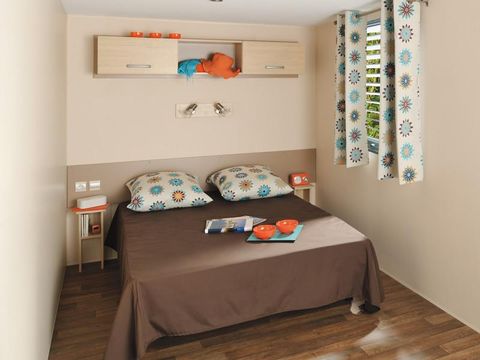 Mobilhome 4 personnes - Premium 2 chambres 27-32m² + Terrasse semi-couverte + TV + LV (Dimanche)