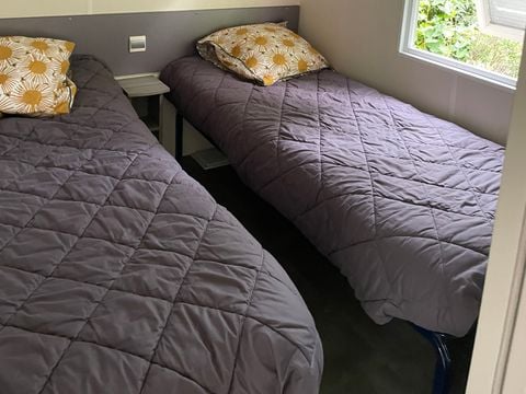 MOBILHOME 4 personnes - Premium 2 chambres 27-32m² + Terrasse semi-couverte + TV + LV (samedi)