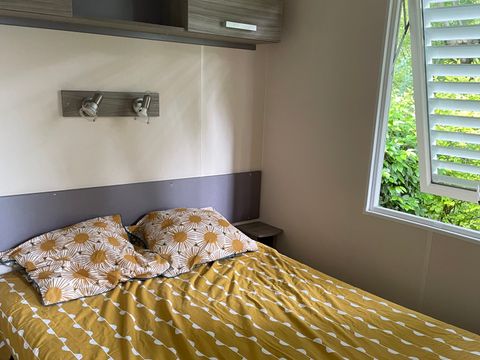 MOBILHOME 4 personnes - Mobil home Premium 2 chambres 27-32m² + Terrasse semi-couverte + TV + LV (samedi)