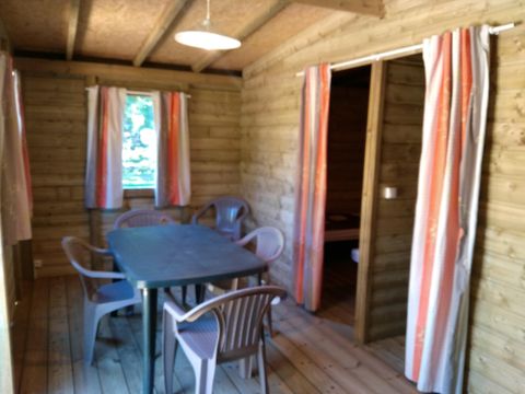 Mobilhome 6 personnes - Cabane Family Standard 3 chambres 25m² (sans sanitaires ni cuisine) + Terrasse non couverte.