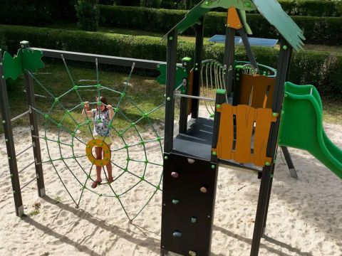 Flower Camping du Port Caroline - Camping Maine-et-Loire - Image N°32