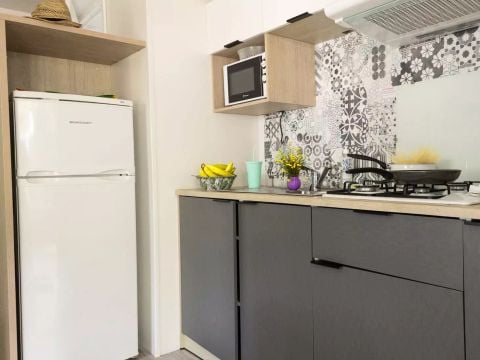 Mobilhome 5 personnes - Confort 3 Pièces 4/5 Personnes + TV