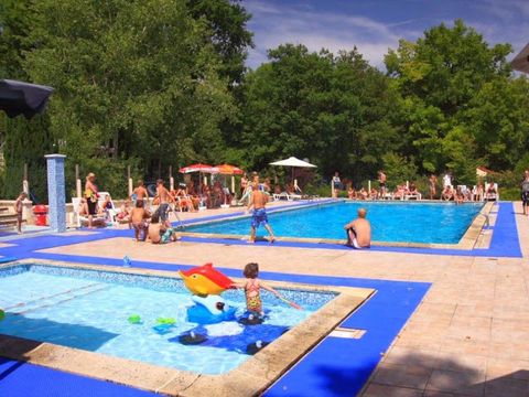 Au Bois Joli - Camping Sites et Paysages - Camping Yonne