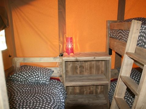 TENTE TOILE ET BOIS 5 personnes - SAFARI WOODY (sans sanitaires)