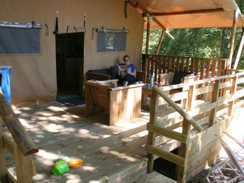 Tente en toile et en bois 5 personnes - SAFARI WOODY (sans sanitaires)