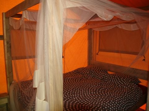 TENTE TOILE ET BOIS 5 personnes - SAFARI WOODY (sans sanitaires)