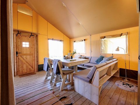 TENTE TOILE ET BOIS 6 personnes - SAFARI COTTAGE INSOLITE PREMIUM