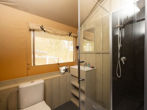 Tente en toile et en bois 6 personnes - SAFARI COTTAGE INSOLITE PREMIUM