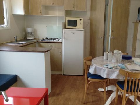 MOBILHOME 4 personnes - 2 chambres - Terrasse couverte HOLIDAYS
