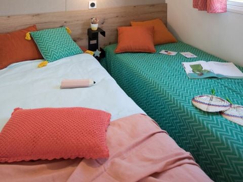 MOBILHOME 4 personnes - 2 chambres - Terrasse intégrée