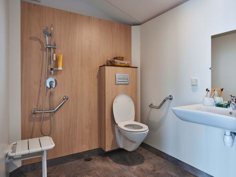 MOBILHOME 4 personnes - 2 chambres - Personne à Mobilité Réduite