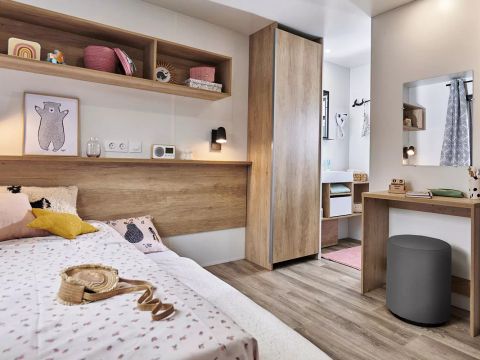 MOBILHOME 4 personnes - Premium 3 Pièces 4 Personnes Climatisé + TV