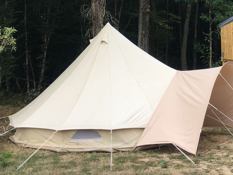 HÉBERGEMENT INSOLITE 5 personnes - GLAMPING CABANE sans sanitaires