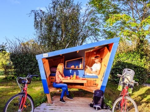 HÉBERGEMENT INSOLITE 2 personnes - Caban'étapes