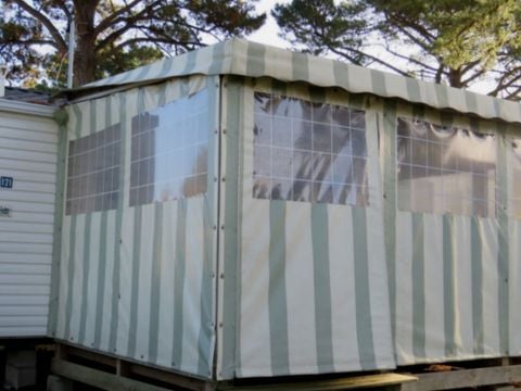 MOBILHOME 4 personnes - 2 chambres  avec terrasse
