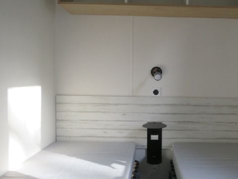 MOBILHOME 5 personnes - 2 chambres + convertible