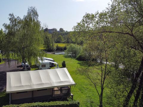 LODGE 5 personnes - Lodge avec sanitaires et évier - 34m² -