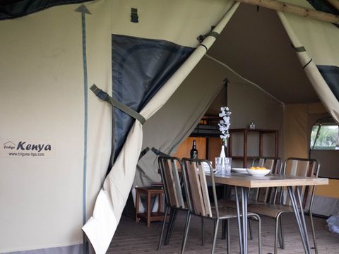 LODGE 5 personnes - Lodge avec sanitaires et évier - 34m² -