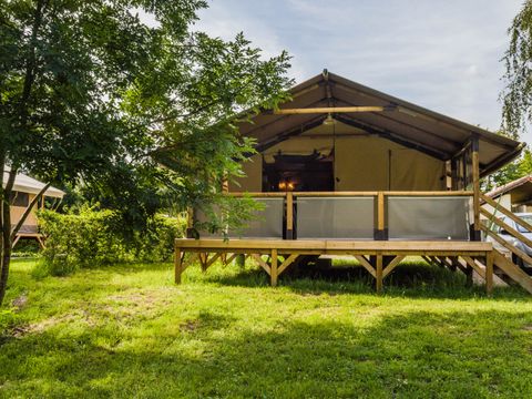 LODGE 5 personnes - Lodge avec sanitaires et évier - 34m² -