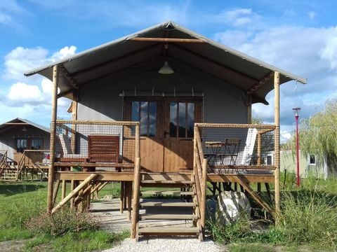 TENTE 5 personnes - Lodge sur pilotis Africa Confort 24m² (2 chambres) + terrasse couverte 12m²