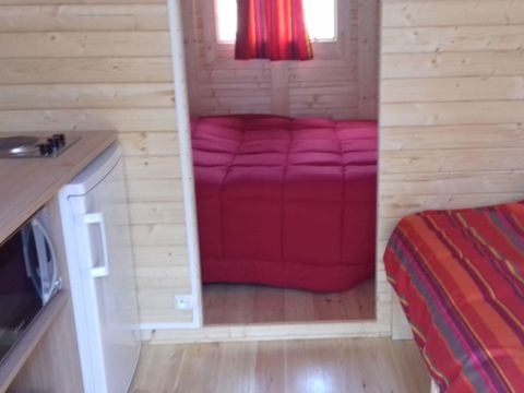 HÉBERGEMENT INSOLITE 3 personnes - Tonneau Lodge Confort 11m² (1 chambre)