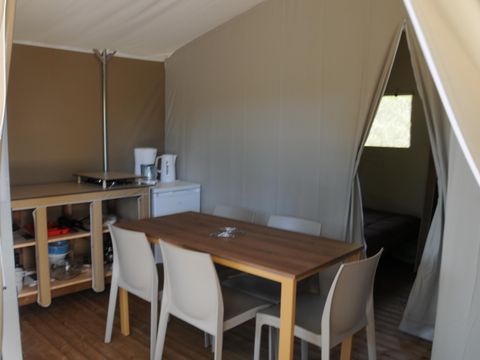 TENTE 5 personnes - LODGE HOEDIC CONFORT sans sanitaires
