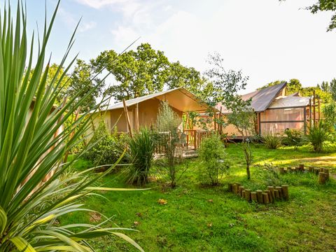 TENTE 5 personnes - LODGE HOEDIC CONFORT sans sanitaires