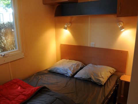 Mobilhome 4 personnes - Damgan - STANDARD 21 m² - 2 chambres - Terrasse couverte - TV