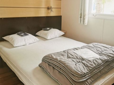 MOBILHOME 4 personnes -  2 Chambres Confort  + Terrasse semi-couverte