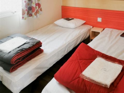 MOBILHOME 4 personnes -  2 Chambres Confort  + Terrasse semi-couverte