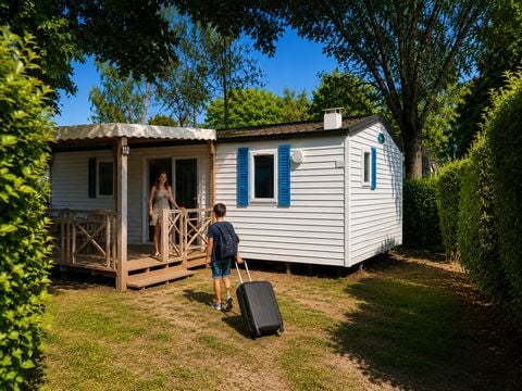 MOBILHOME 6 personnes - CLASSIC 26-2  >10ans - maxi 4 adultes - TV, 2 chambres, environ 26m²