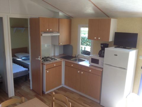 MOBILHOME 8 personnes - CLASSIC 30-3 - maxi 6 adultes - TV, 3 chambres, environ 30m²