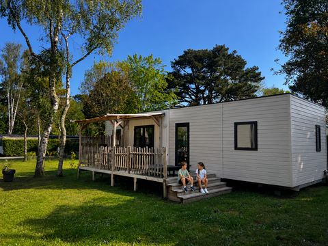 MOBILHOME 8 personnes - PRIVILEGE 40-4 (Mobil-home) - TV, LV, grille-pain, caf expresso, 4 ch, env. 40m² - MAX 7 ADULTES /