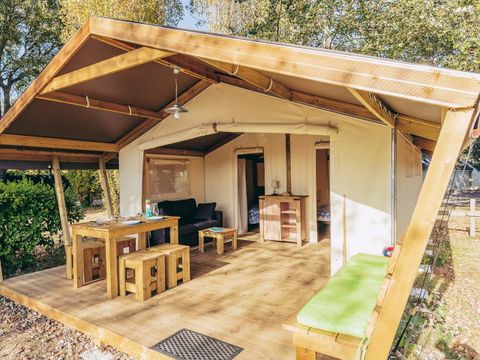 TENTE 4 personnes - Free Flower Standard 30m² 2 chambres - sans sanitaire