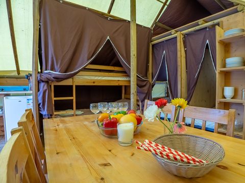 Tente en toile et en bois 6 personnes - Trappeur 3 chambres