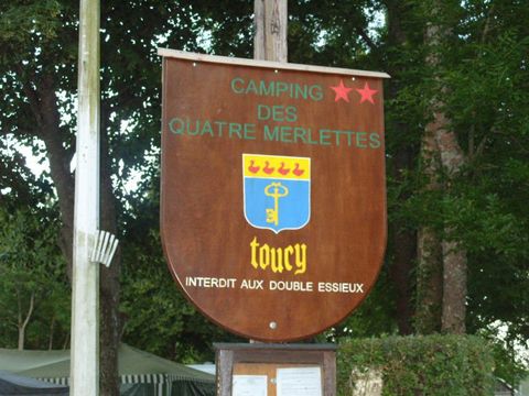 Camping des 4 Merlettes - Camping Yonne