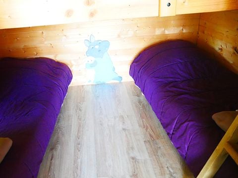 Hébergement 4 personnes - Cabane Suspendue Robin des Bois