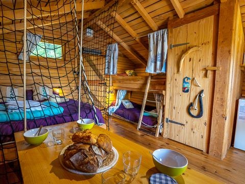 Hébergement 4 personnes - Cabane Flottante Ariel