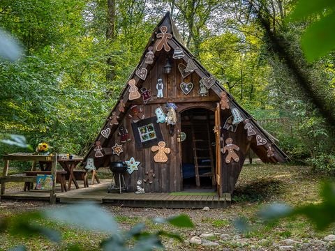 HÉBERGEMENT INSOLITE 3 personnes - Cabane Sorcière 3 pers