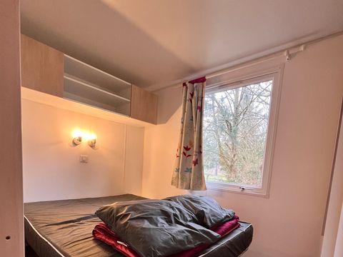 Mobilhome 4 personnes - Standard 25m² 2 chambres + Terrasse + TV + Climatisation