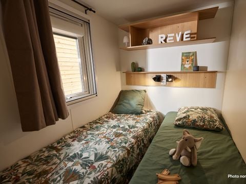 Mobilhome 6 personnes - NEW - Home Flower Premium 35 m² (3 ch - 6pers.)+ terrasse semi-couverte 18m² + LV + TV + Plancha