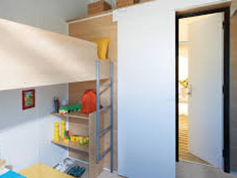 TENTE TOILE ET BOIS 4 personnes - LODGE (sans sanitaires)