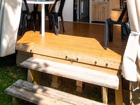 TENTE TOILE ET BOIS 4 personnes - LODGE (sans sanitaires)